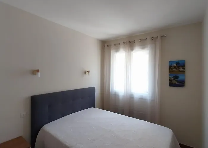 Pavillon T3 Duplex, 6 Couchages * Saint-Pierre-la-Mer (Aude)